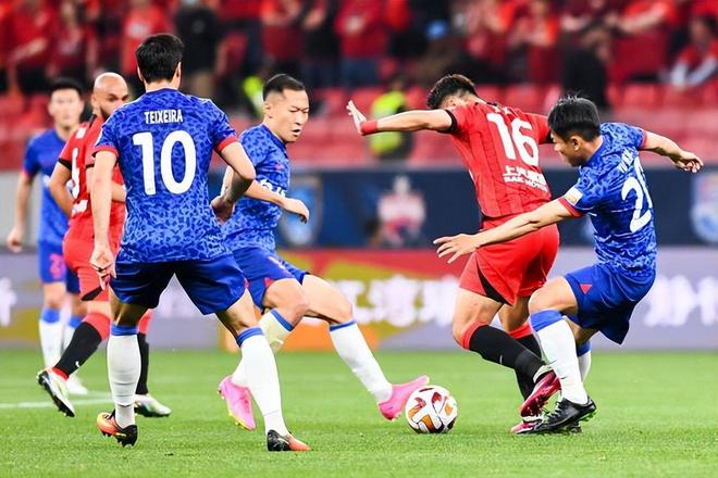 关于上海申花大胜归来,创造精彩的比赛记录的信息 关于上海申花大胜归来,创造精彩的比赛记录的信息