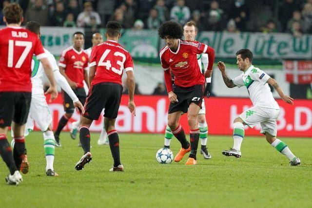 沃尔夫斯堡客场逆袭，力争德甲殿堂席位的简单介绍