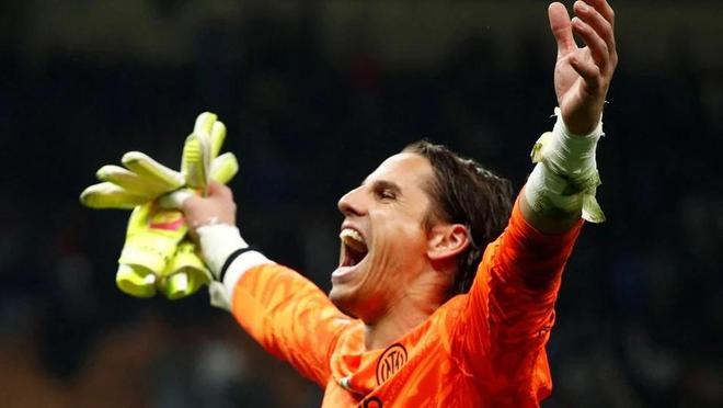 包含欧冠决赛结果揭晓球员激动落泪心情起伏波动的词条