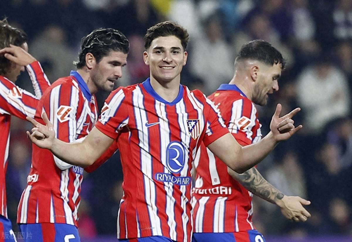 塞维利亚队保持不败，继续领跑