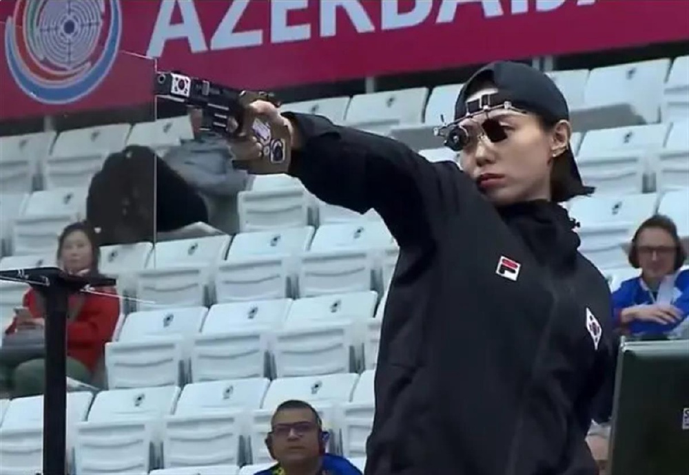 韩国射击选手表现出色再获奖