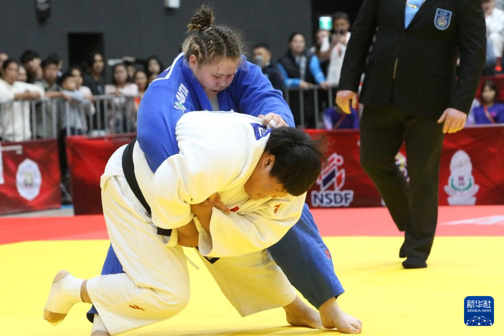 柔道比赛掀起高潮!选手实力惊人 柔道比赛掀起高潮!选手实力惊人