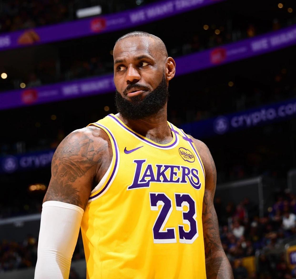 关于开拓者再胜湖人,继续保持领先优势的信息 关于开拓者再胜湖人,继续保持领先优势的信息