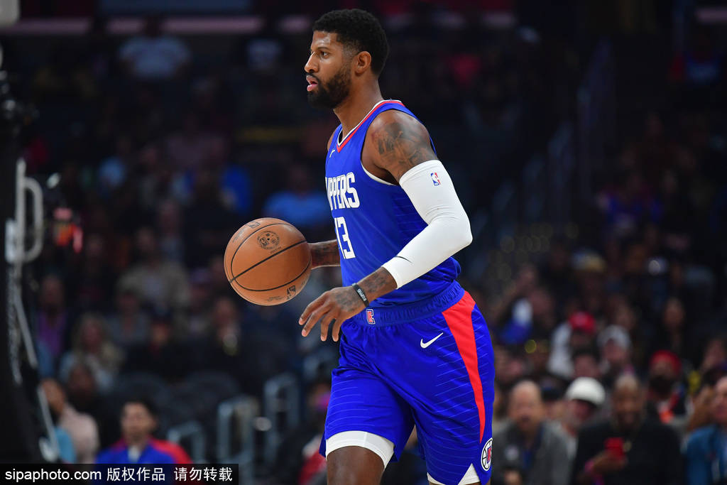 乔治完成里程碑，活塞单节拉开勇士