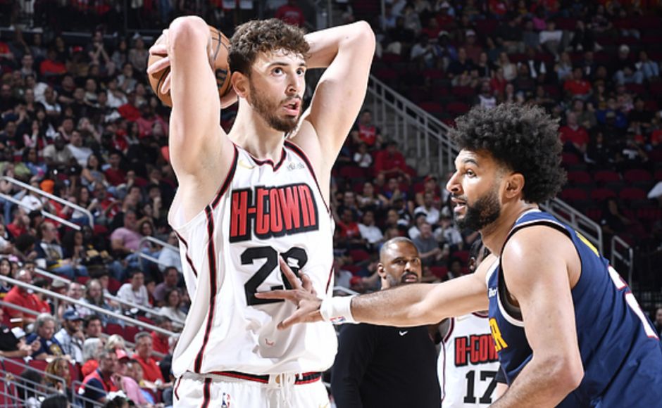 北京队对阵尼克斯，范弗利特关键战不手软